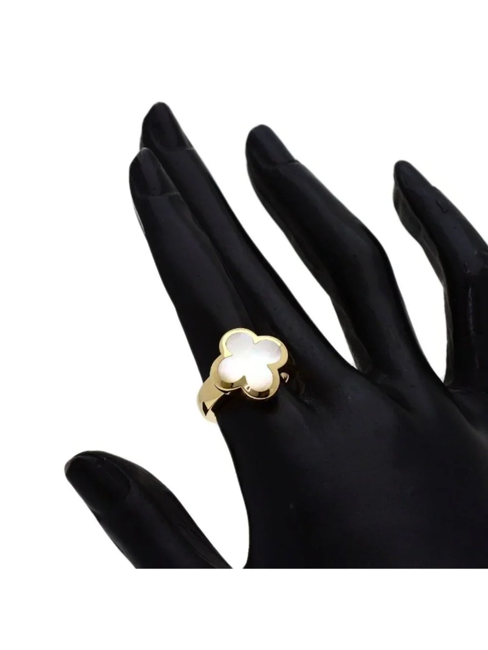Van Cleef & Arpels Pure Alhambra Shell 50 Ring 18k Yellow Gold